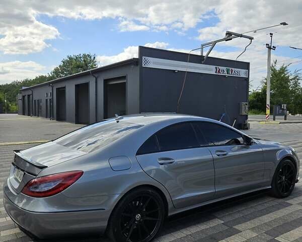 Серый Мерседес ЦЛС-Класс, объемом двигателя 3 л и пробегом 255 тыс. км за 19900 $, фото 50 на Automoto.ua