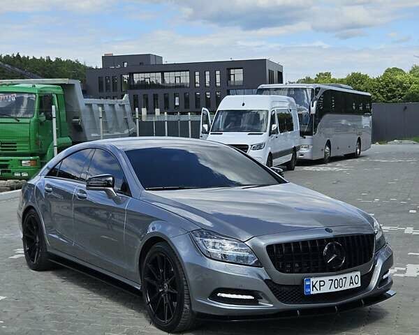 Серый Мерседес ЦЛС-Класс, объемом двигателя 3 л и пробегом 255 тыс. км за 19900 $, фото 88 на Automoto.ua