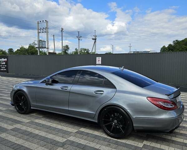 Серый Мерседес ЦЛС-Класс, объемом двигателя 3 л и пробегом 255 тыс. км за 19900 $, фото 28 на Automoto.ua