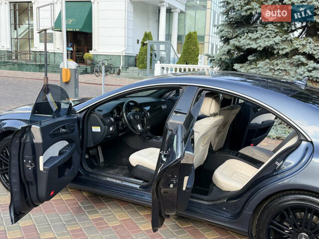 Сірий Мерседес ЦЛС-Клас, об'ємом двигуна 4.7 л та пробігом 120 тис. км за 17500 $, фото 12 на Automoto.ua