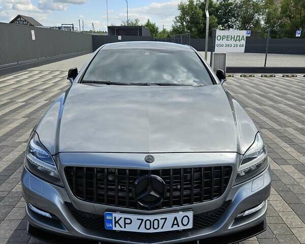 Серый Мерседес ЦЛС-Класс, объемом двигателя 3 л и пробегом 255 тыс. км за 19900 $, фото 18 на Automoto.ua