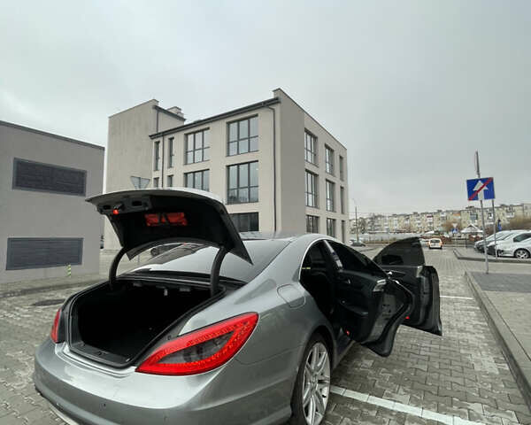 Сірий Мерседес ЦЛС-Клас, об'ємом двигуна 3 л та пробігом 279 тис. км за 17999 $, фото 10 на Automoto.ua