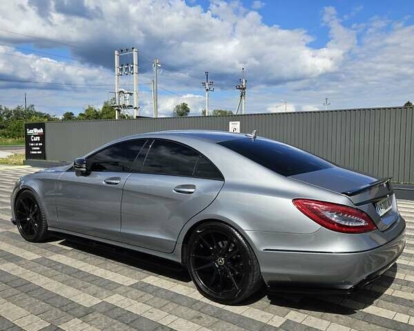 Серый Мерседес ЦЛС-Класс, объемом двигателя 3 л и пробегом 255 тыс. км за 19900 $, фото 3 на Automoto.ua