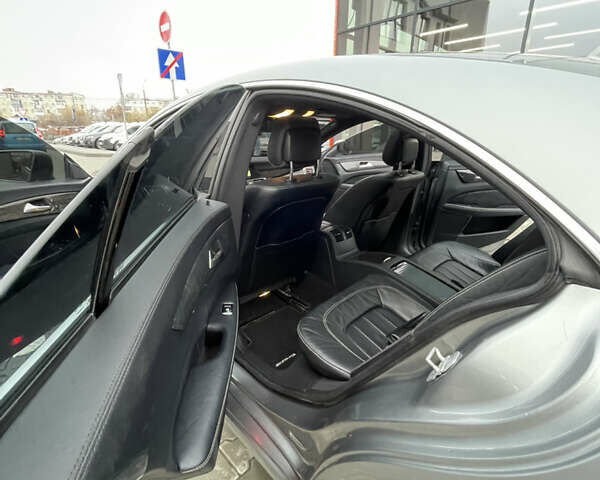Сірий Мерседес ЦЛС-Клас, об'ємом двигуна 3 л та пробігом 279 тис. км за 17999 $, фото 16 на Automoto.ua