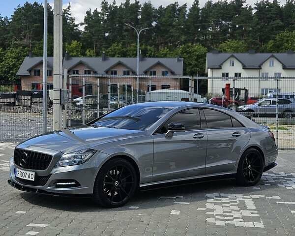 Серый Мерседес ЦЛС-Класс, объемом двигателя 3 л и пробегом 255 тыс. км за 19900 $, фото 86 на Automoto.ua