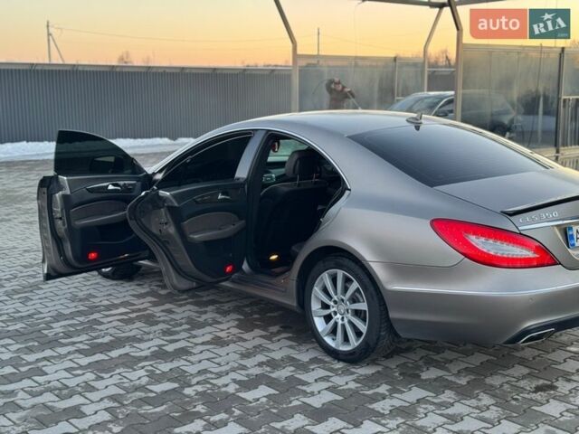 Сірий Мерседес ЦЛС-Клас, об'ємом двигуна 2.99 л та пробігом 207 тис. км за 16999 $, фото 33 на Automoto.ua