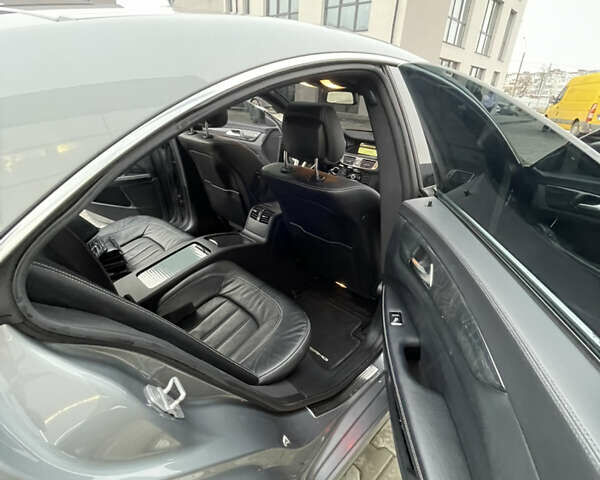 Сірий Мерседес ЦЛС-Клас, об'ємом двигуна 3 л та пробігом 279 тис. км за 17999 $, фото 17 на Automoto.ua