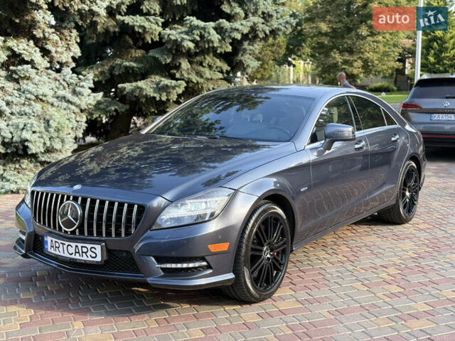 Сірий Мерседес ЦЛС-Клас, об'ємом двигуна 4.7 л та пробігом 120 тис. км за 17500 $, фото 1 на Automoto.ua