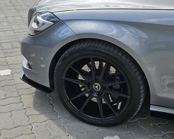 Серый Мерседес ЦЛС-Класс, объемом двигателя 3 л и пробегом 255 тыс. км за 19900 $, фото 75 на Automoto.ua