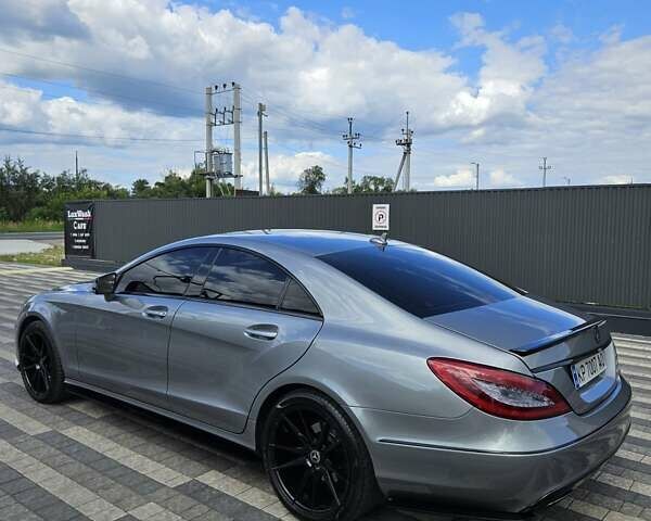 Серый Мерседес ЦЛС-Класс, объемом двигателя 3 л и пробегом 255 тыс. км за 19900 $, фото 29 на Automoto.ua