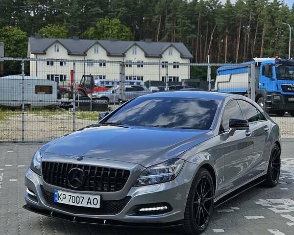 Серый Мерседес ЦЛС-Класс, объемом двигателя 3 л и пробегом 255 тыс. км за 19900 $, фото 89 на Automoto.ua