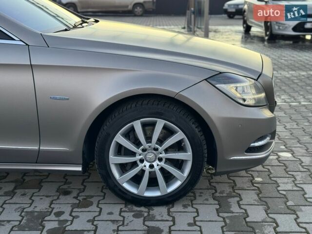 Сірий Мерседес ЦЛС-Клас, об'ємом двигуна 2.99 л та пробігом 207 тис. км за 16999 $, фото 31 на Automoto.ua