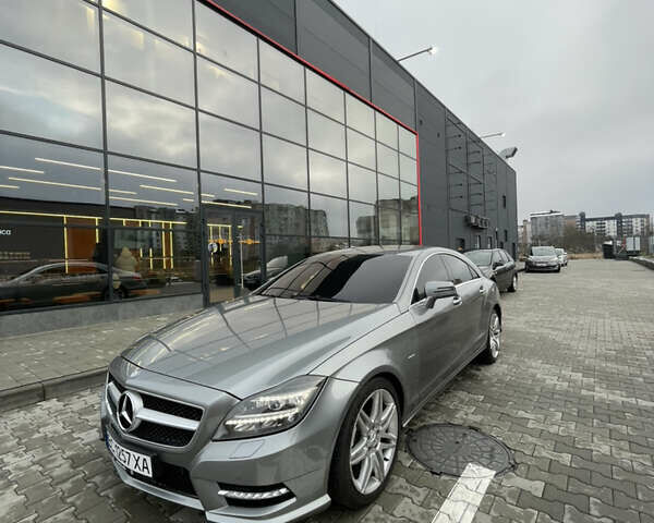 Сірий Мерседес ЦЛС-Клас, об'ємом двигуна 3 л та пробігом 279 тис. км за 17999 $, фото 2 на Automoto.ua