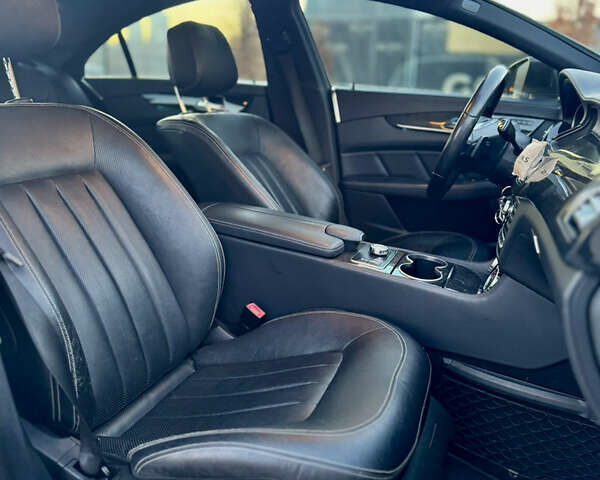 Серый Мерседес ЦЛС-Класс, объемом двигателя 4.66 л и пробегом 167 тыс. км за 19000 $, фото 33 на Automoto.ua