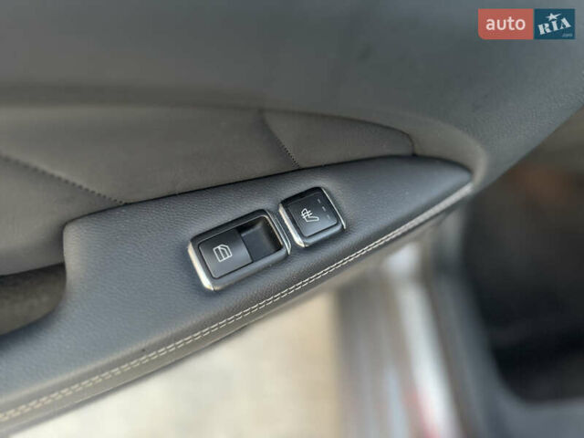 Серый Мерседес ЦЛС-Класс, объемом двигателя 4.66 л и пробегом 167 тыс. км за 19000 $, фото 26 на Automoto.ua