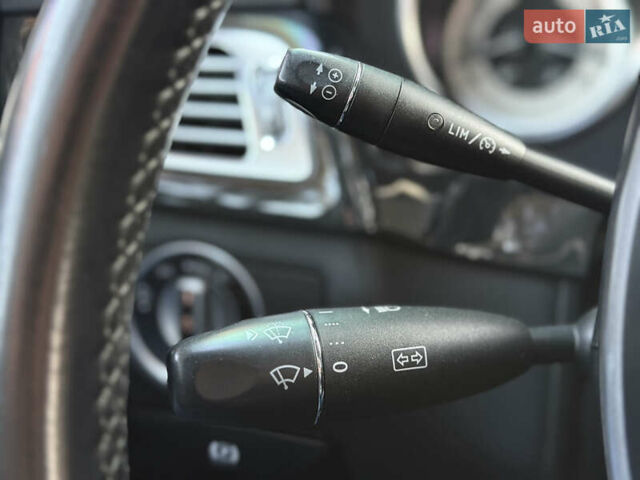 Серый Мерседес ЦЛС-Класс, объемом двигателя 3 л и пробегом 384 тыс. км за 17450 $, фото 29 на Automoto.ua