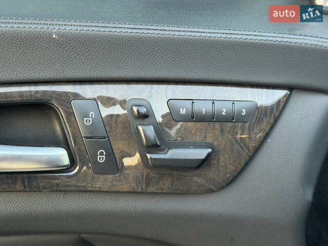 Серый Мерседес ЦЛС-Класс, объемом двигателя 4.66 л и пробегом 167 тыс. км за 19000 $, фото 11 на Automoto.ua