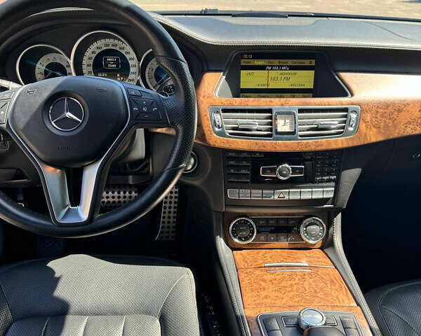 Сірий Мерседес ЦЛС-Клас, об'ємом двигуна 4.67 л та пробігом 74 тис. км за 25000 $, фото 8 на Automoto.ua