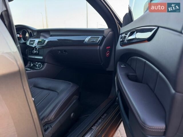 Сірий Мерседес ЦЛС-Клас, об'ємом двигуна 3 л та пробігом 136 тис. км за 24900 $, фото 20 на Automoto.ua