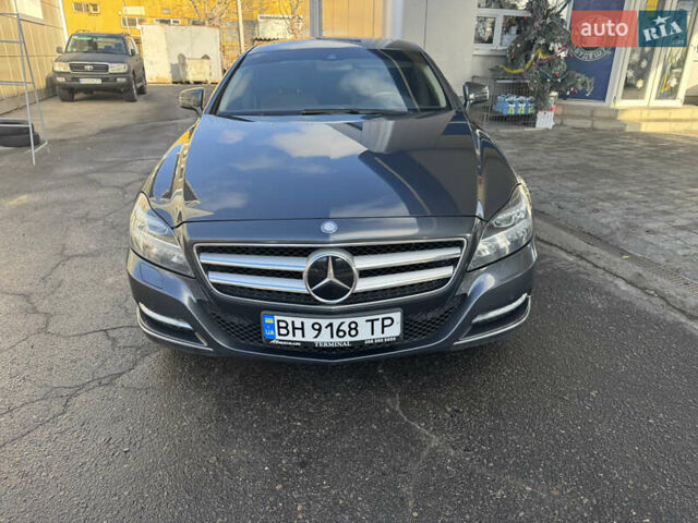 Серый Мерседес ЦЛС-Класс, объемом двигателя 2.2 л и пробегом 165 тыс. км за 22900 $, фото 1 на Automoto.ua