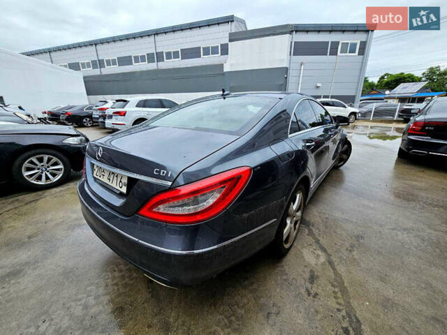 Сірий Мерседес ЦЛС-Клас, об'ємом двигуна 2.2 л та пробігом 202 тис. км за 16500 $, фото 24 на Automoto.ua