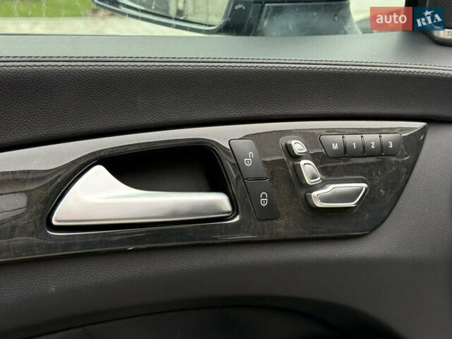 Серый Мерседес ЦЛС-Класс, объемом двигателя 3 л и пробегом 134 тыс. км за 21500 $, фото 35 на Automoto.ua