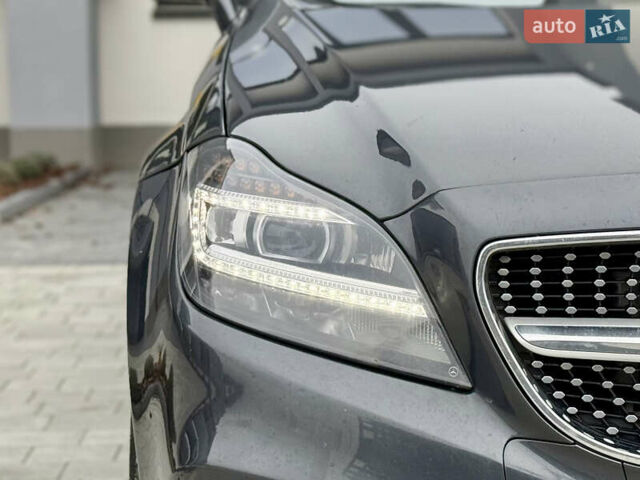 Серый Мерседес ЦЛС-Класс, объемом двигателя 3 л и пробегом 134 тыс. км за 21500 $, фото 22 на Automoto.ua