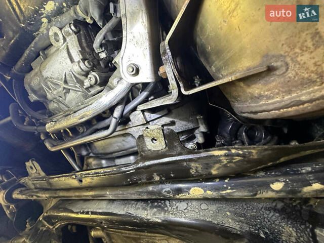 Сірий Мерседес ЦЛС-Клас, об'ємом двигуна 2.2 л та пробігом 148 тис. км за 23700 $, фото 34 на Automoto.ua