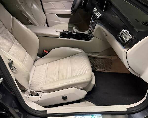 Серый Мерседес ЦЛС-Класс, объемом двигателя 5.46 л и пробегом 113 тыс. км за 70000 $, фото 16 на Automoto.ua