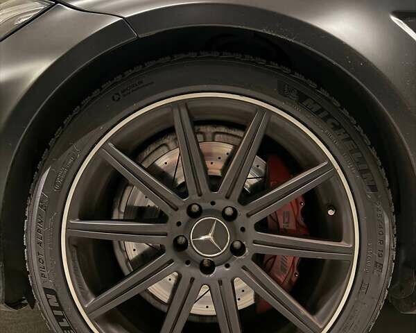 Серый Мерседес ЦЛС-Класс, объемом двигателя 5.46 л и пробегом 113 тыс. км за 70000 $, фото 9 на Automoto.ua