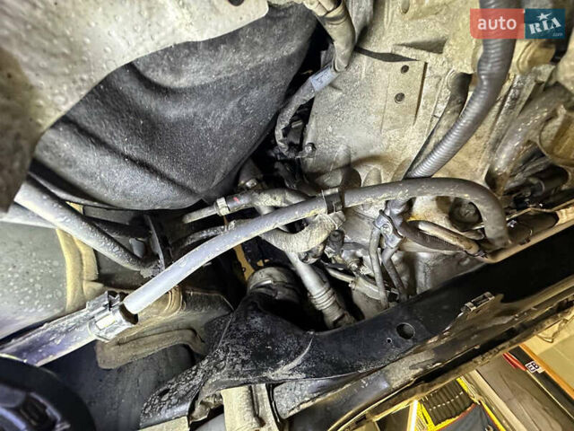 Серый Мерседес ЦЛС-Класс, объемом двигателя 2.2 л и пробегом 148 тыс. км за 23999 $, фото 23 на Automoto.ua