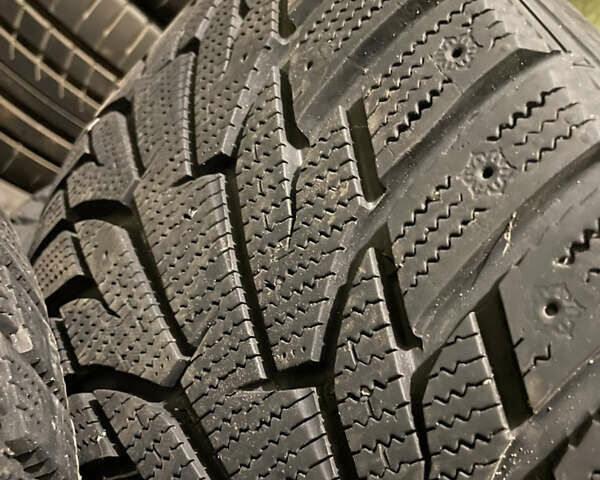 Серый Мерседес ЦЛС-Класс, объемом двигателя 2.14 л и пробегом 85 тыс. км за 29999 $, фото 79 на Automoto.ua