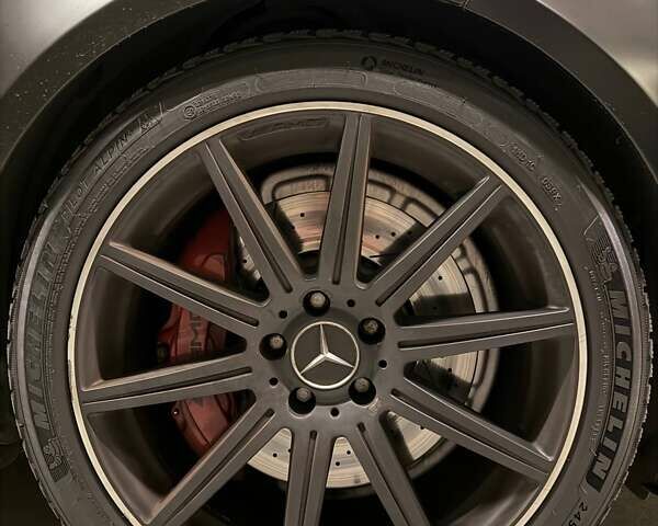 Серый Мерседес ЦЛС-Класс, объемом двигателя 5.46 л и пробегом 113 тыс. км за 70000 $, фото 10 на Automoto.ua