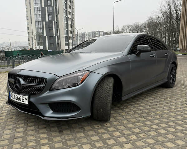 Серый Мерседес ЦЛС-Класс, объемом двигателя 3 л и пробегом 149 тыс. км за 28000 $, фото 2 на Automoto.ua