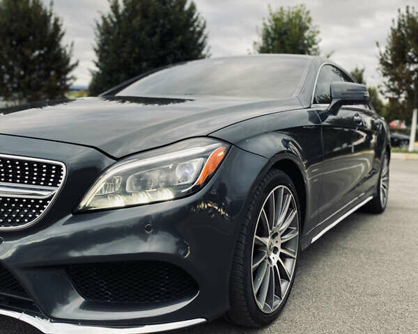 Серый Мерседес ЦЛС-Класс, объемом двигателя 2.99 л и пробегом 107 тыс. км за 29500 $, фото 9 на Automoto.ua