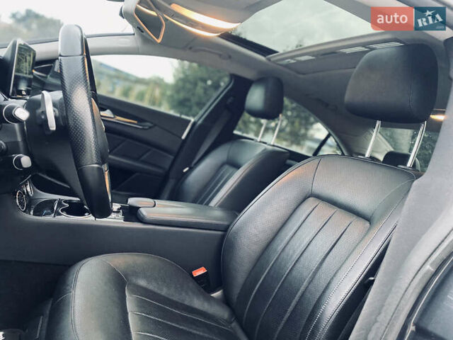 Серый Мерседес ЦЛС-Класс, объемом двигателя 3 л и пробегом 107 тыс. км за 27000 $, фото 23 на Automoto.ua