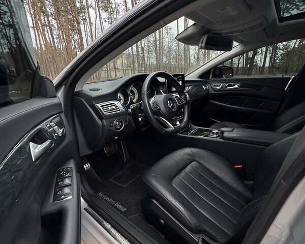 Серый Мерседес ЦЛС-Класс, объемом двигателя 2.99 л и пробегом 230 тыс. км за 30000 $, фото 9 на Automoto.ua