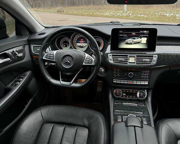 Серый Мерседес ЦЛС-Класс, объемом двигателя 2.99 л и пробегом 230 тыс. км за 29999 $, фото 5 на Automoto.ua