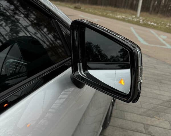 Серый Мерседес ЦЛС-Класс, объемом двигателя 2.99 л и пробегом 230 тыс. км за 29999 $, фото 3 на Automoto.ua