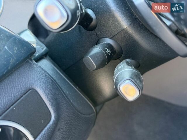 Серый Мерседес ЦЛС-Класс, объемом двигателя 3 л и пробегом 248 тыс. км за 19500 $, фото 38 на Automoto.ua