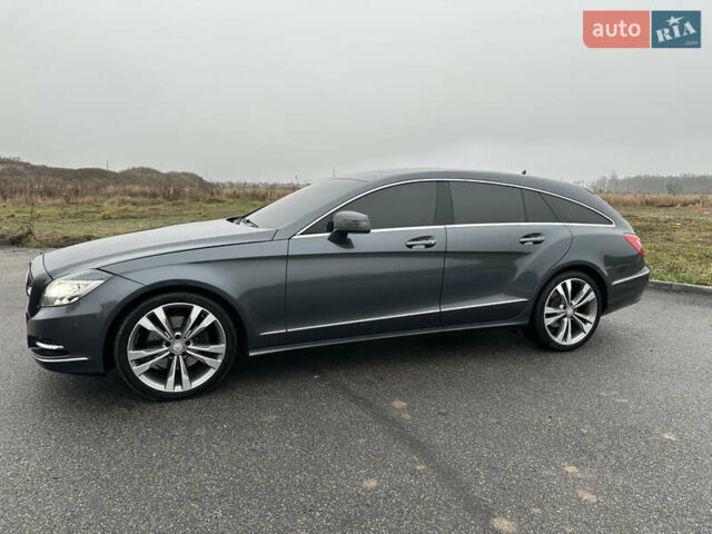 Серый Мерседес ЦЛС-Класс, объемом двигателя 2.1 л и пробегом 92 тыс. км за 22500 $, фото 12 на Automoto.ua