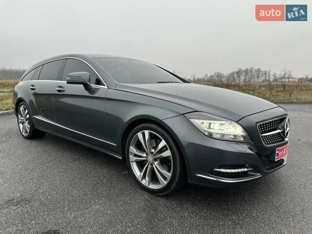 Серый Мерседес ЦЛС-Класс, объемом двигателя 2.1 л и пробегом 92 тыс. км за 22500 $, фото 3 на Automoto.ua