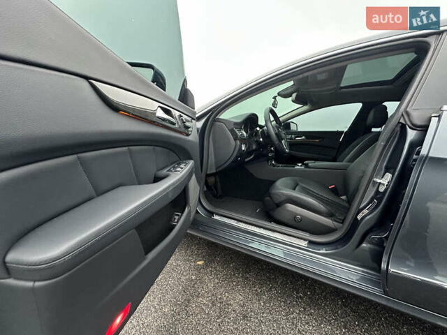 Серый Мерседес ЦЛС-Класс, объемом двигателя 2.1 л и пробегом 92 тыс. км за 22500 $, фото 24 на Automoto.ua