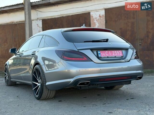 Серый Мерседес ЦЛС-Класс, объемом двигателя 3 л и пробегом 248 тыс. км за 19500 $, фото 9 на Automoto.ua