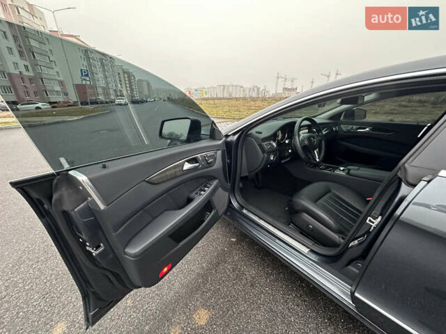 Серый Мерседес ЦЛС-Класс, объемом двигателя 2.1 л и пробегом 92 тыс. км за 22500 $, фото 23 на Automoto.ua