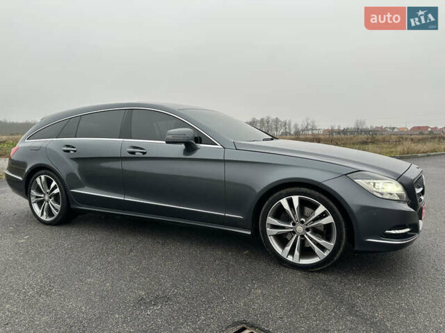 Серый Мерседес ЦЛС-Класс, объемом двигателя 2.1 л и пробегом 92 тыс. км за 22500 $, фото 22 на Automoto.ua