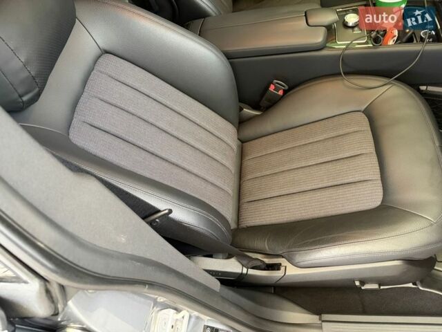 Серый Мерседес ЦЛС-Класс, объемом двигателя 3 л и пробегом 233 тыс. км за 19500 $, фото 9 на Automoto.ua