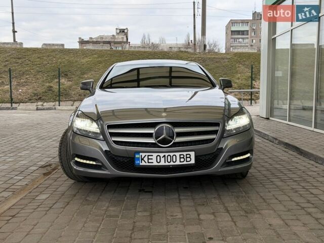 Серый Мерседес ЦЛС-Класс, объемом двигателя 3 л и пробегом 233 тыс. км за 19500 $, фото 39 на Automoto.ua