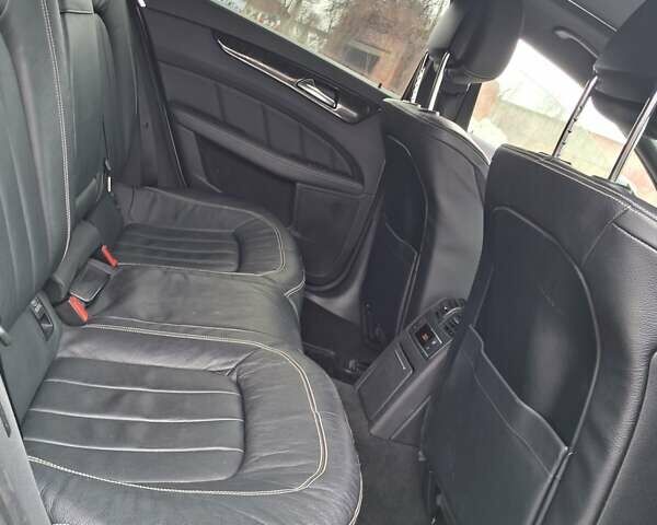 Серый Мерседес ЦЛС-Класс, объемом двигателя 3 л и пробегом 248 тыс. км за 24500 $, фото 36 на Automoto.ua