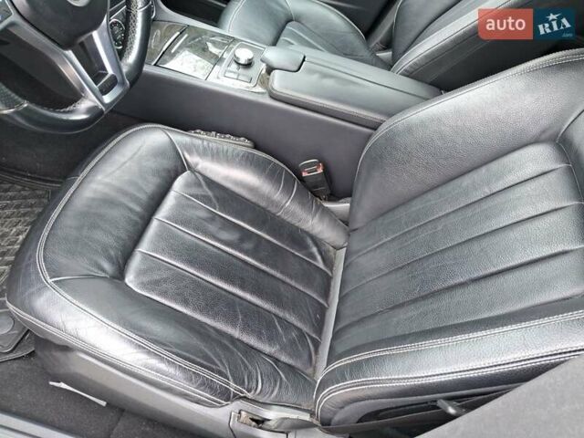 Серый Мерседес ЦЛС-Класс, объемом двигателя 3 л и пробегом 248 тыс. км за 24500 $, фото 42 на Automoto.ua